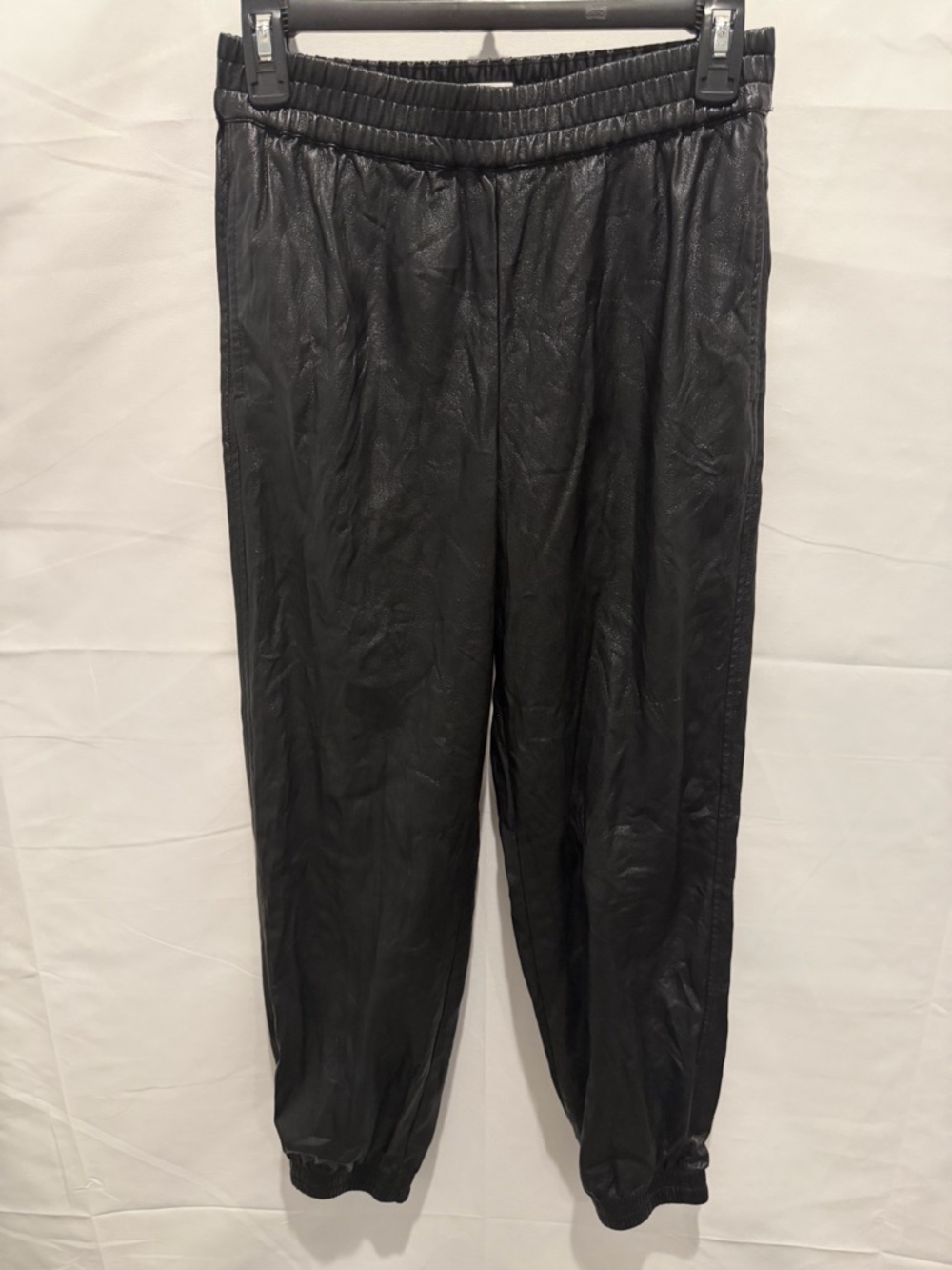Aritzia Babaton Vegan faux Leather Jogger size S.